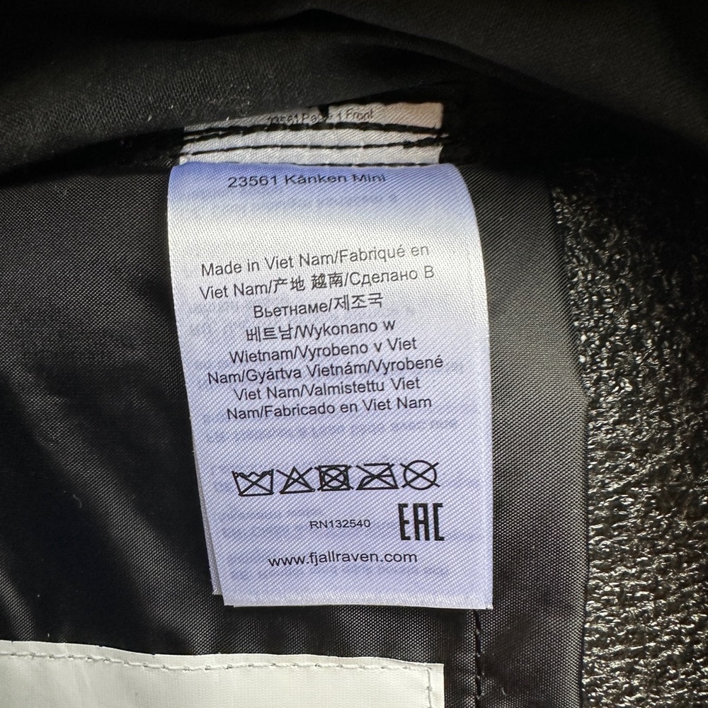 Fjallraven Kånken Dark Gray and Red Mini Backpack - Picture 11 of 12